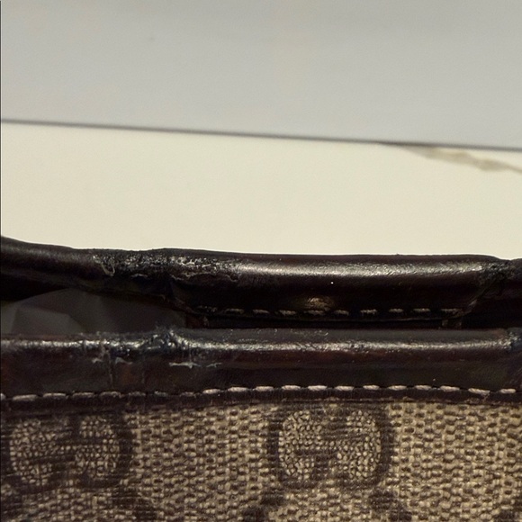 ❌ SOLD ❌Gucci Signature Brown  Tote Bag - Picture 10 of 15